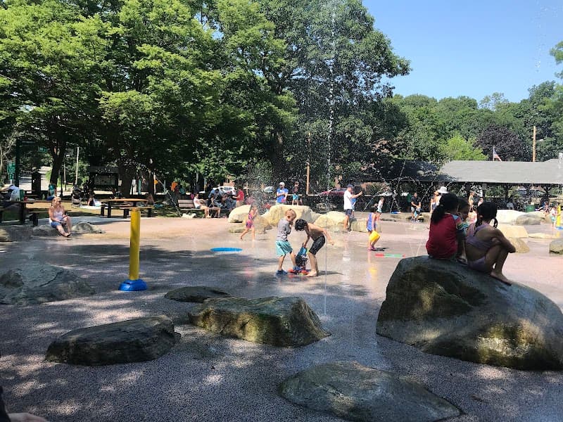 Beaver Brook Reservation Spray Deck splash pad