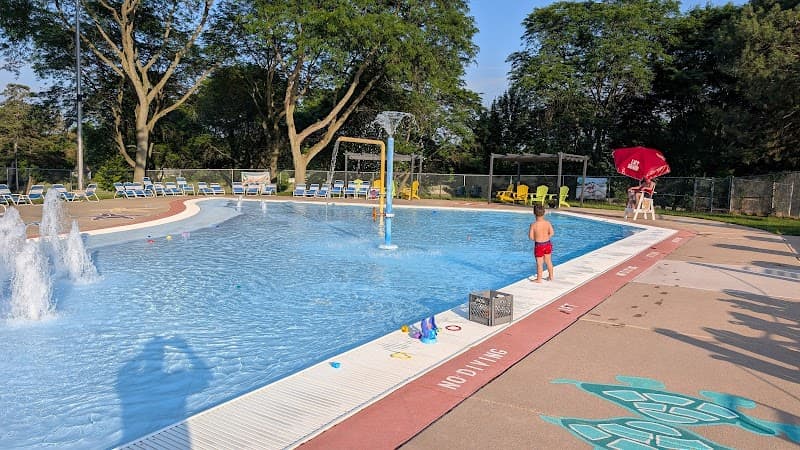 Buhr Park Pool & Splash Pad splash pad