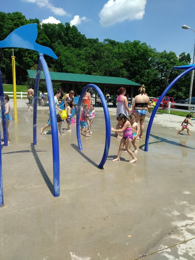 Carl Cowan Park splash pad