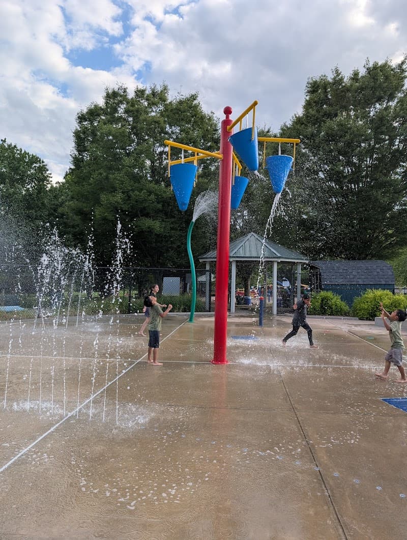 Colonial Park Spray Park in Somerset, New Jersey