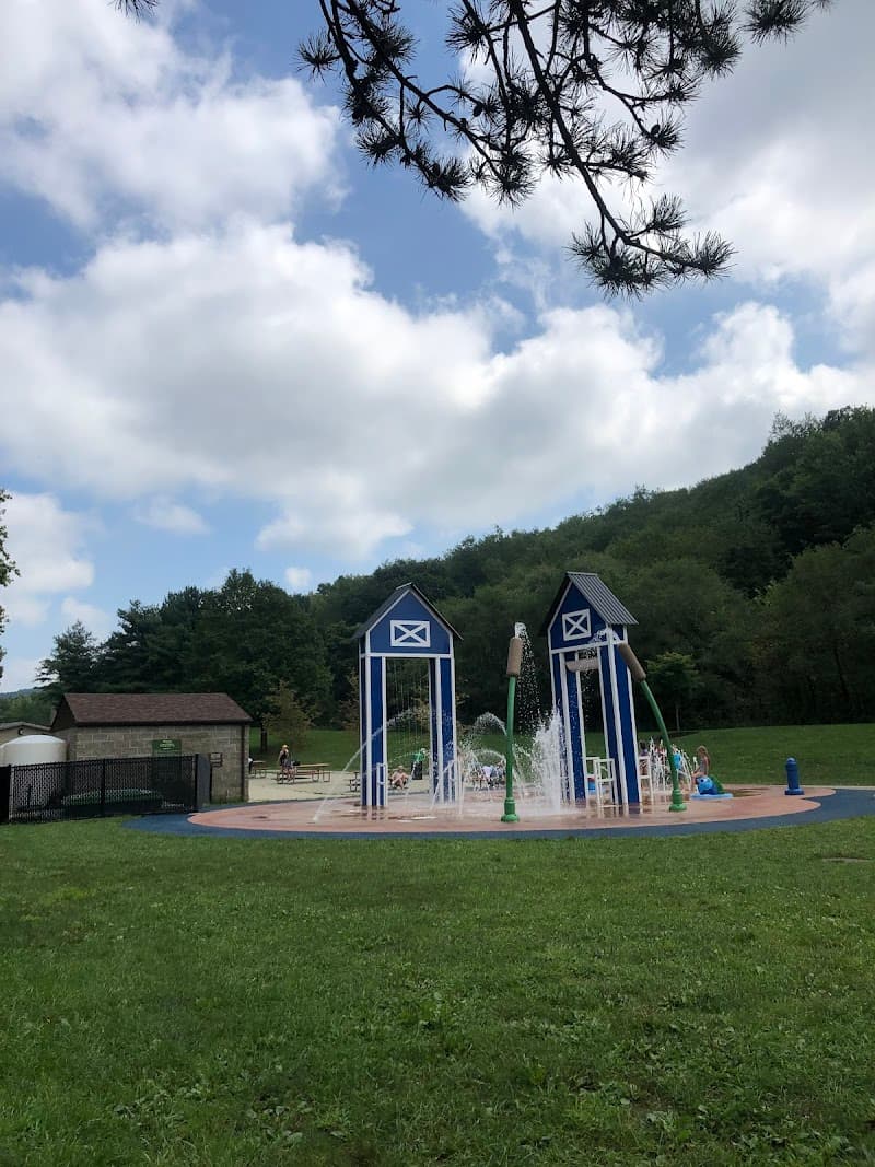 Deer Lakes Park Splash Pad splash pad