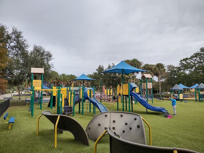 Dell Holmes Park in Saint Petersburg, Florida