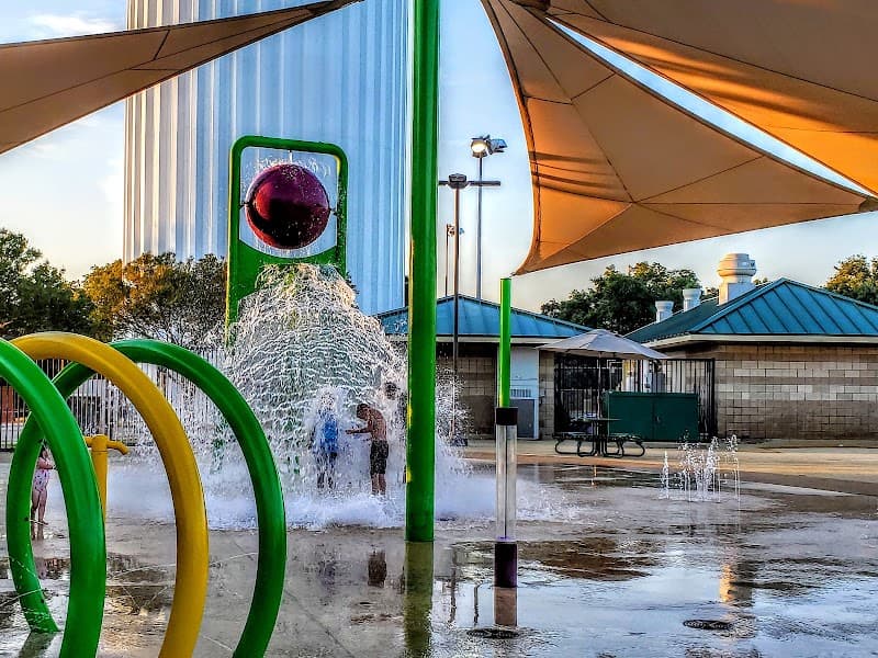 Dove Park Spray Ground splash pad