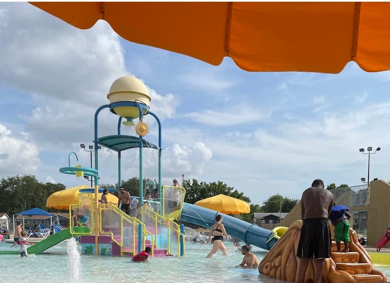 Euless Family Life Aquatic Park splash pad