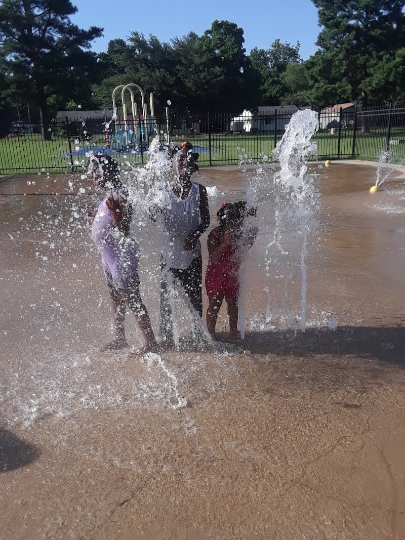 Hattie Perry Splash Pad splash pad