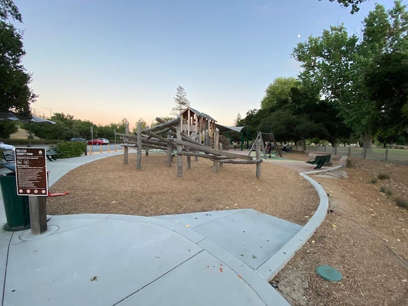 Hellyer Park splash pad