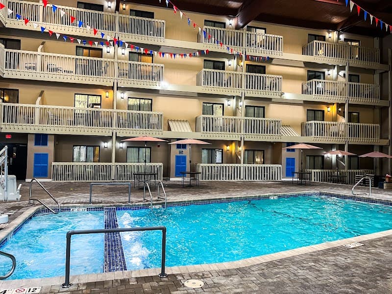 Hotel 1620 Plymouth Indoor Splash Pad splash pad