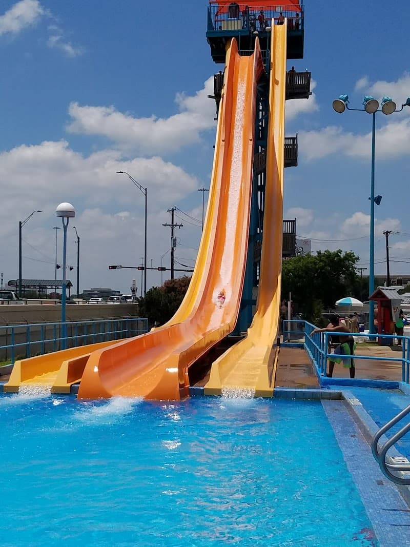 Hurricane Harbor Water Park splash pad