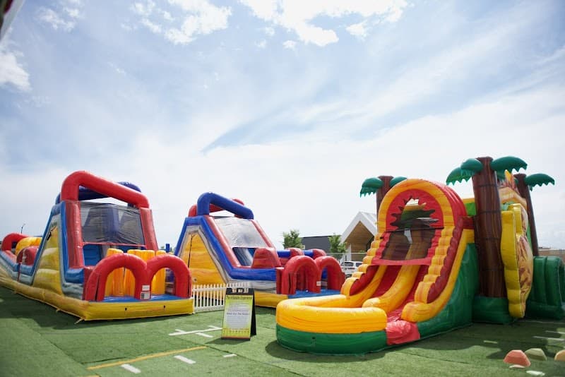 Inflatable World Treasure Valley splash pad