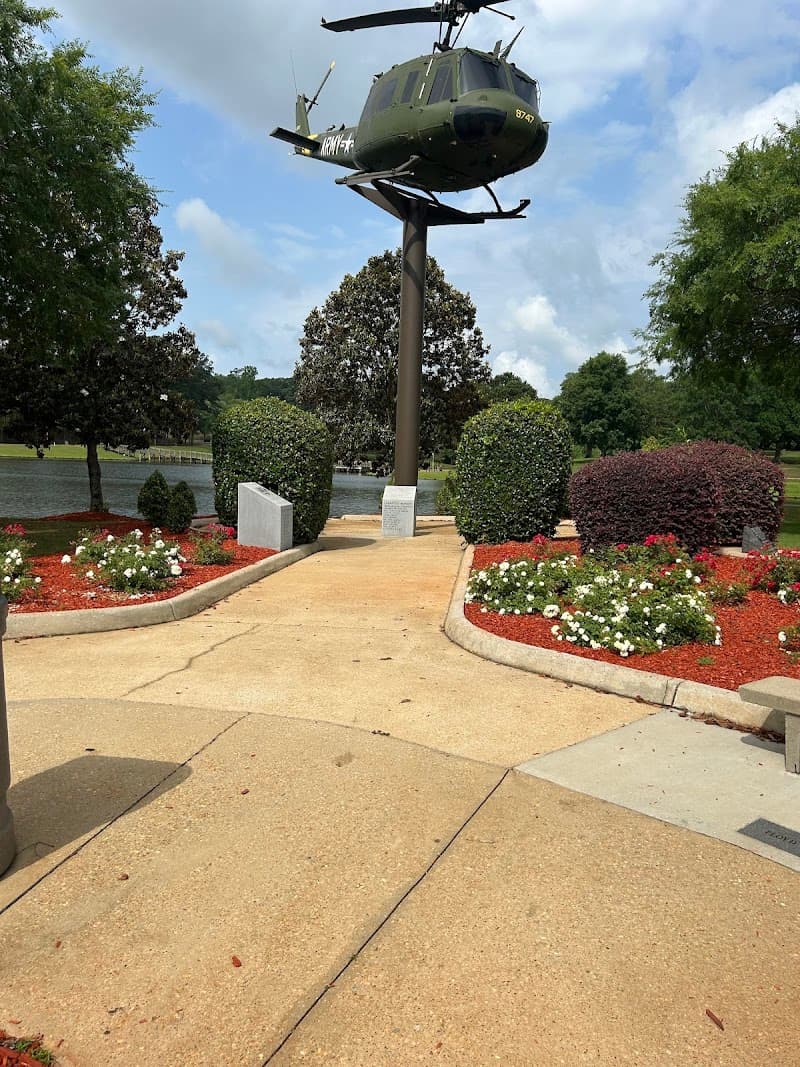 Johnny Henderson Family Park splash pad