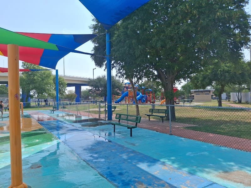 Lafayette Splash Park splash pad