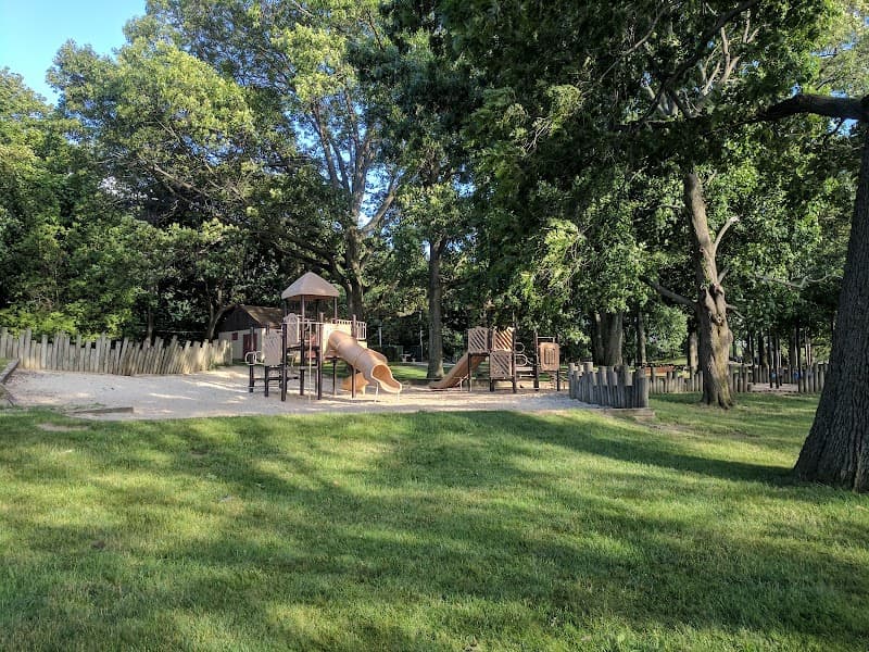 Matthiessen Park Spray Pool in Irvington, New York