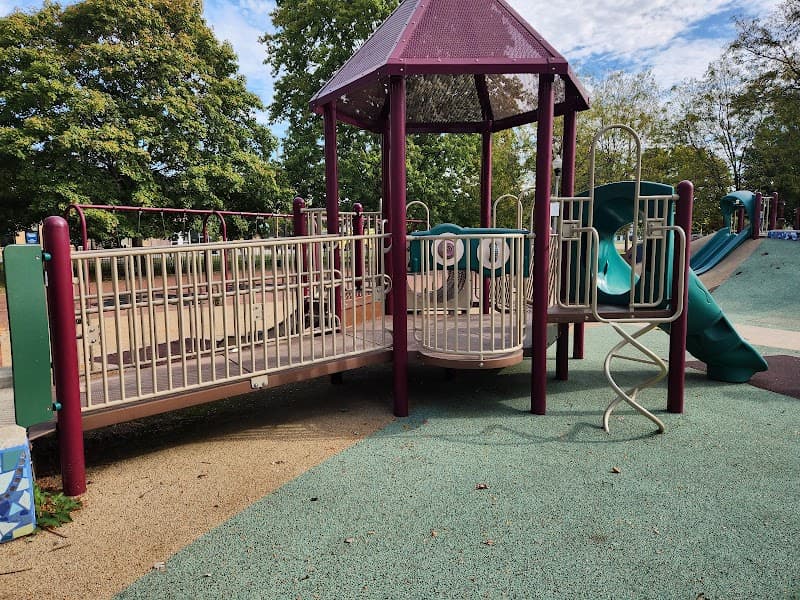Mount Greenwood Playground Splash Pad splash pad