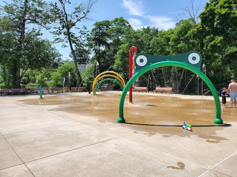 Olsen Spray Deck splash pad