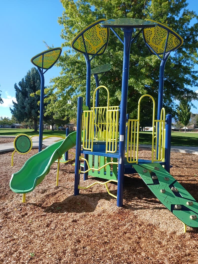Poulakidas Park splash pad