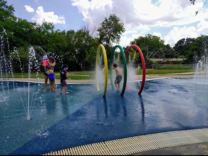 Ridgewood Sprayground splash pad