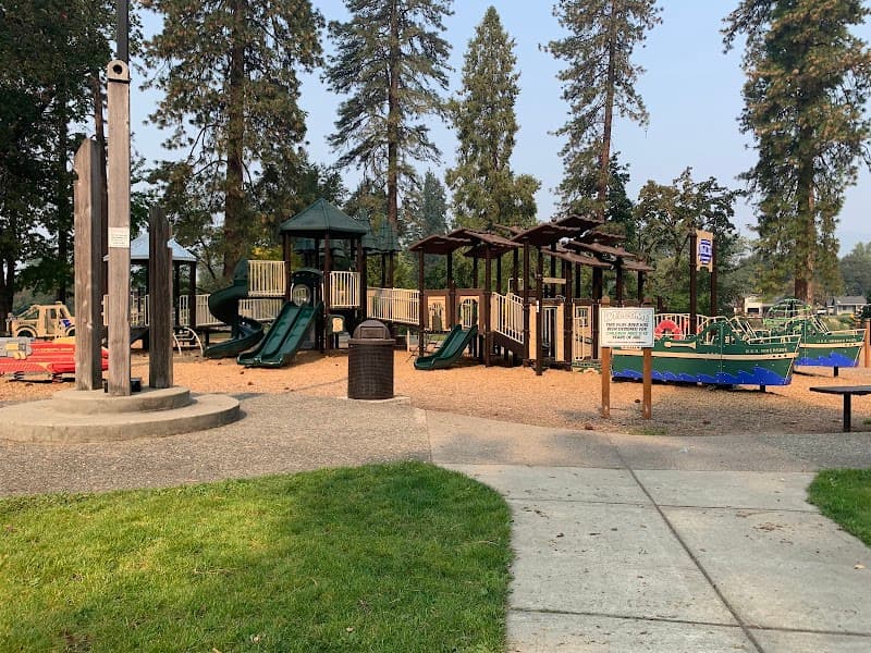 Riverside Spray Park in Grants Pass, Oregon