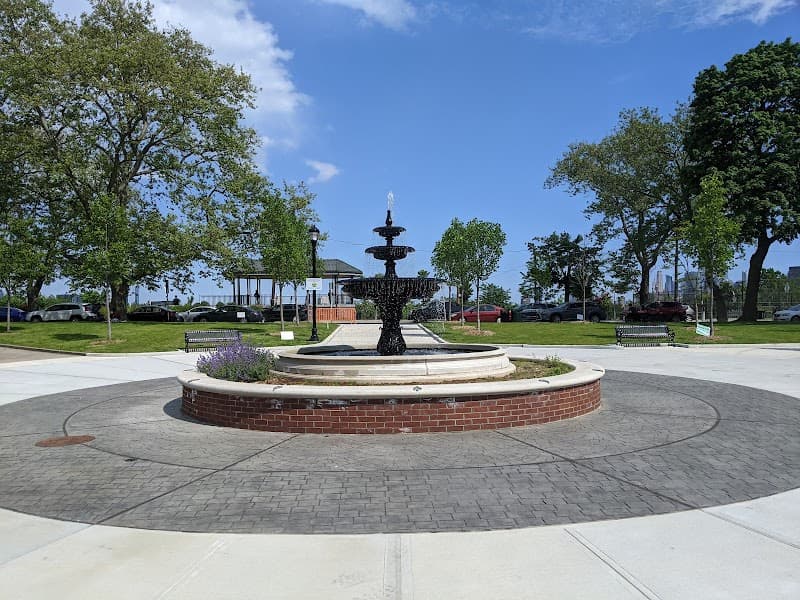 Riverview Fisk Park Splash Pad splash pad