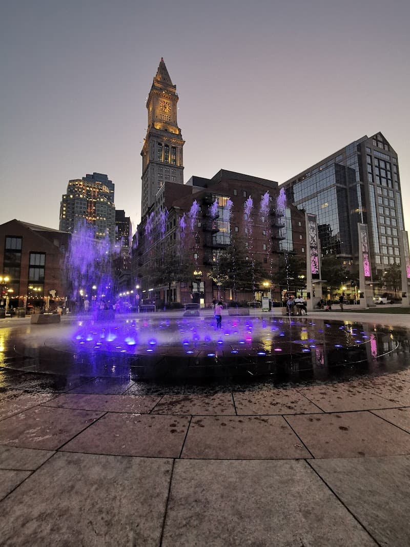 Rose Kennedy Greenway - Wharf District Fountains splash pad