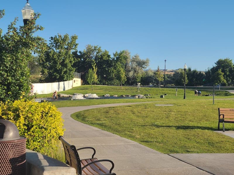 Salt Hollow Park splash pad