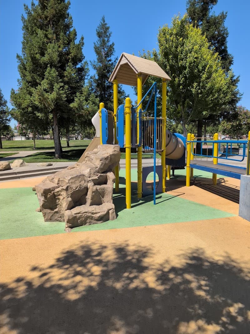 Sanders Park Splash Grounds splash pad