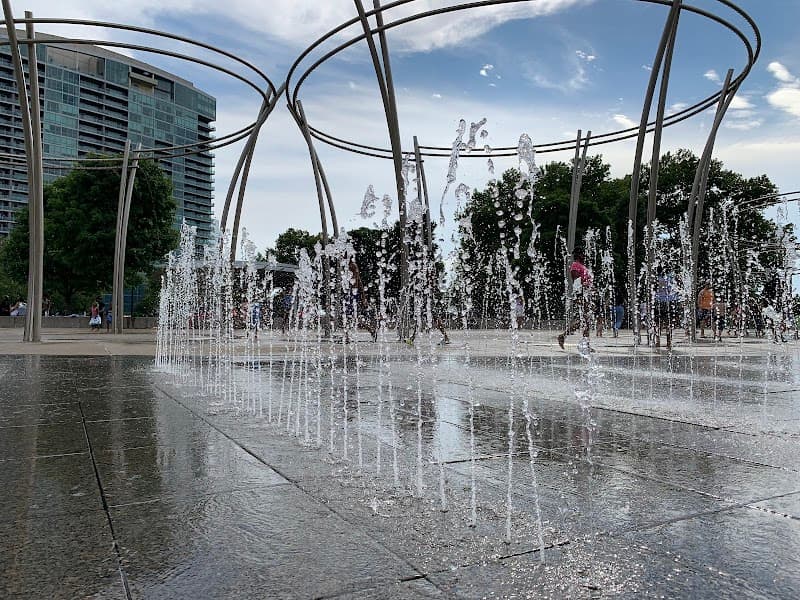 Scioto Mile Fountains splash pad