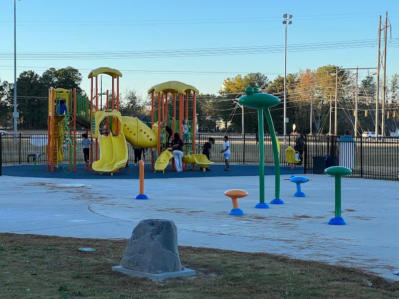 Splash Pad at E. Melvin Honeycutt Elementary School splash pad