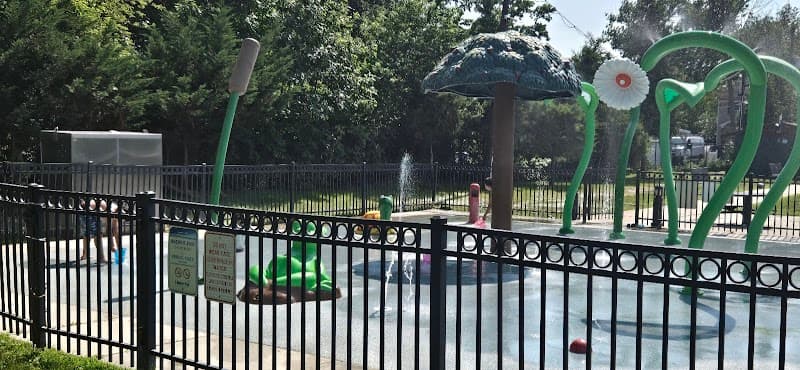 Splash Park at Pine Street Park splash pad