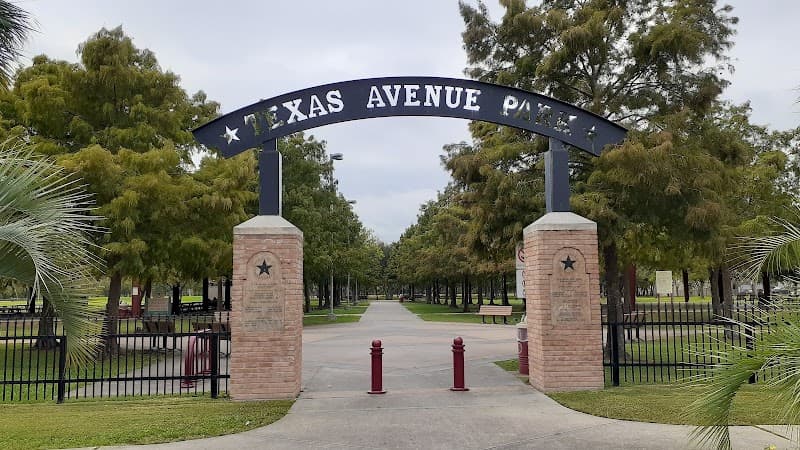 Texas Avenue Park Splash Pad in Webster, Texas