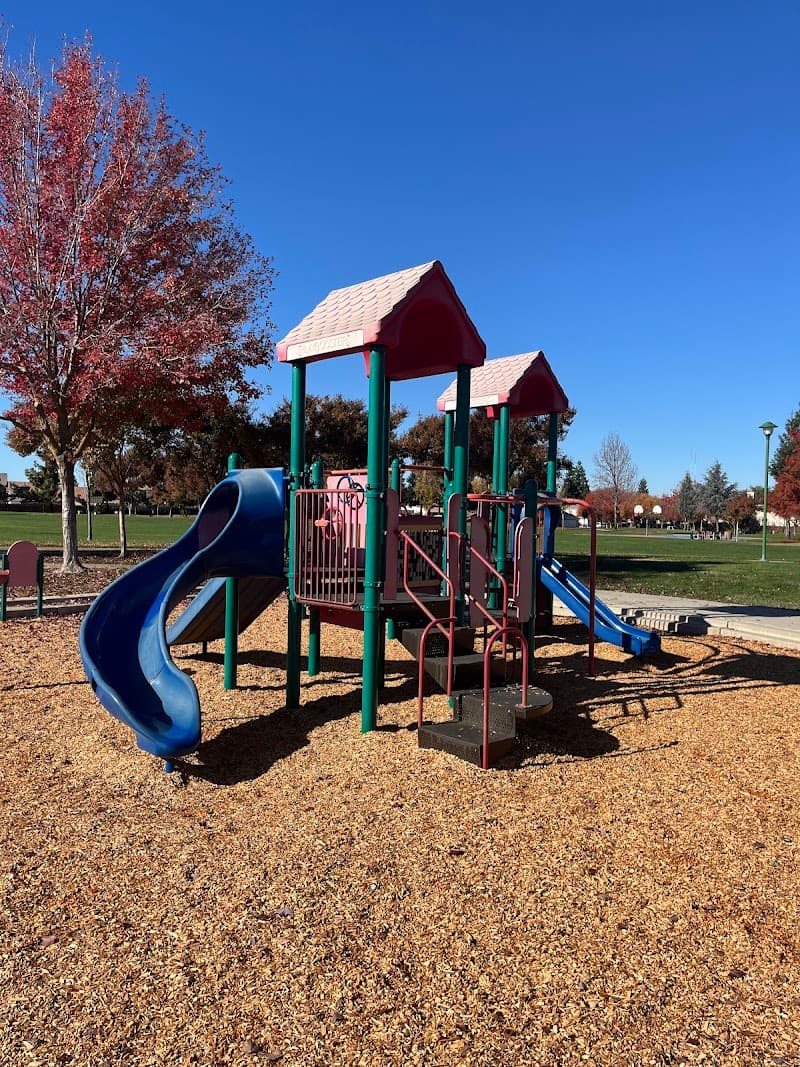 Ustach Park Splash Grounds splash pad