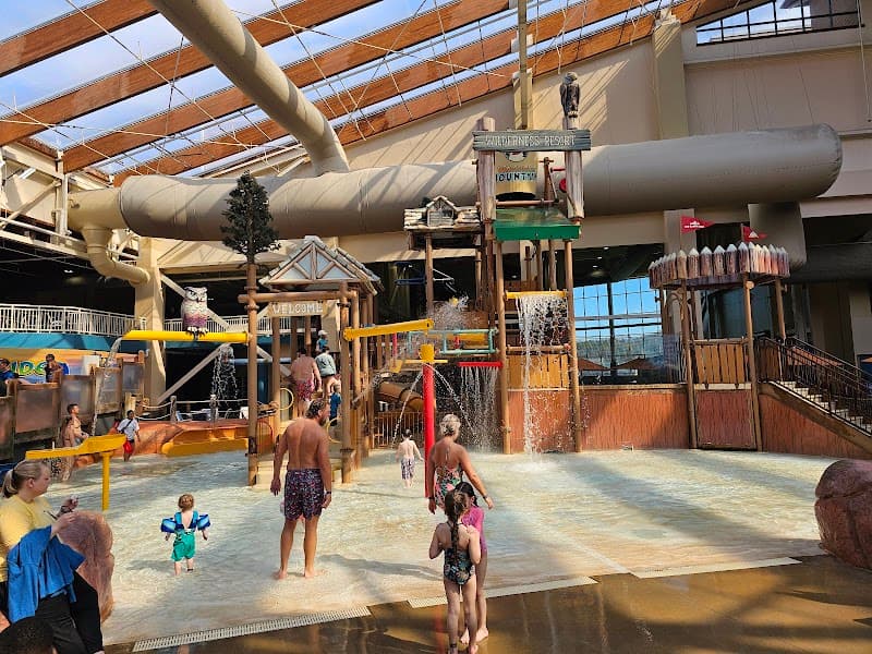 Wild WaterDome Indoor Waterpark splash pad