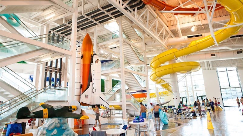 Wings & Waves Waterpark in McMinnville, Oregon