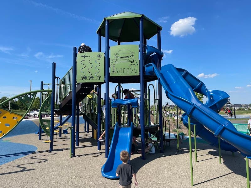 Wolf's Crossing Community Park Splash Pad splash pad